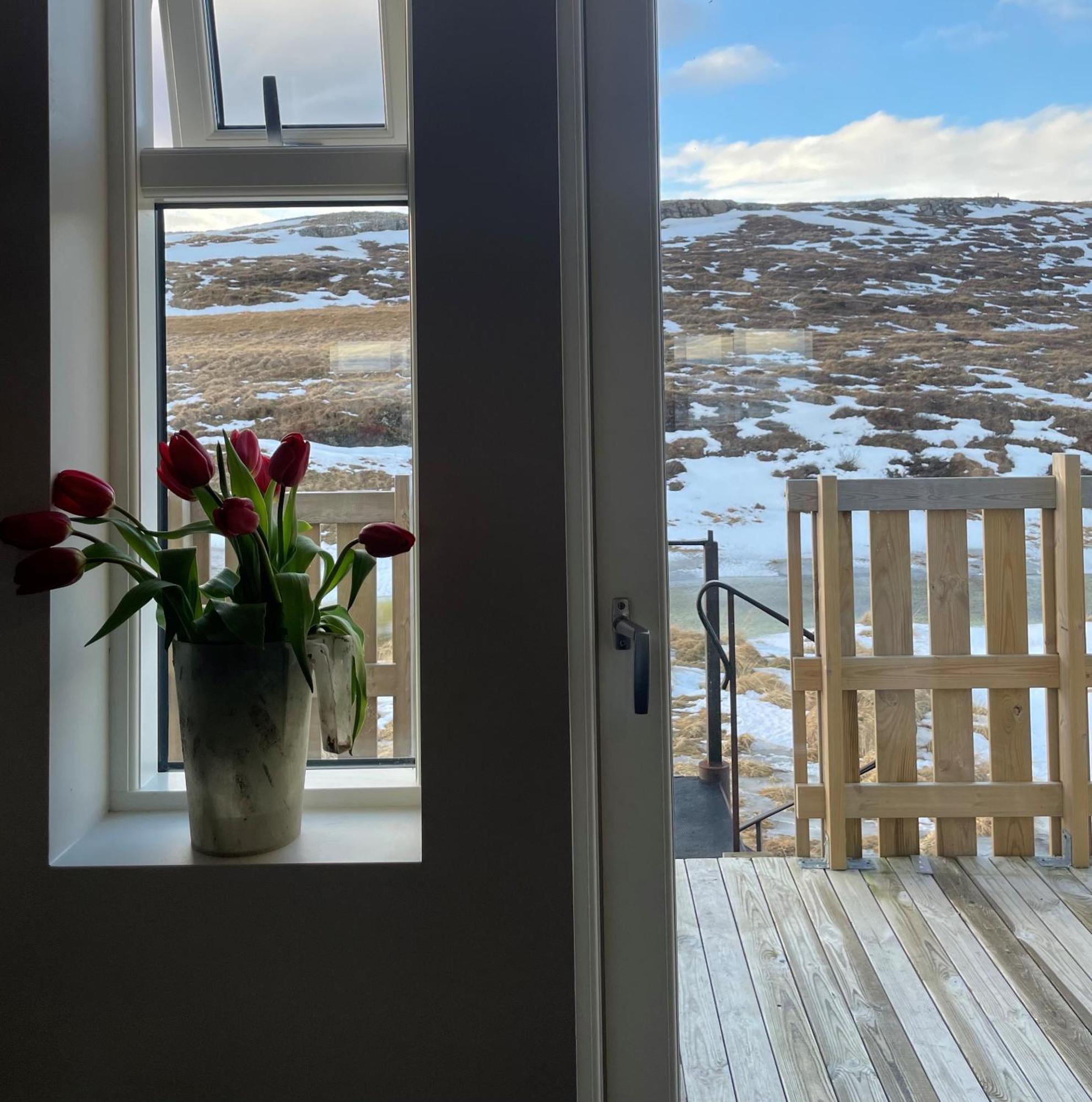 Lindarholl Guesthouse Stori-Bakki Экстерьер фото