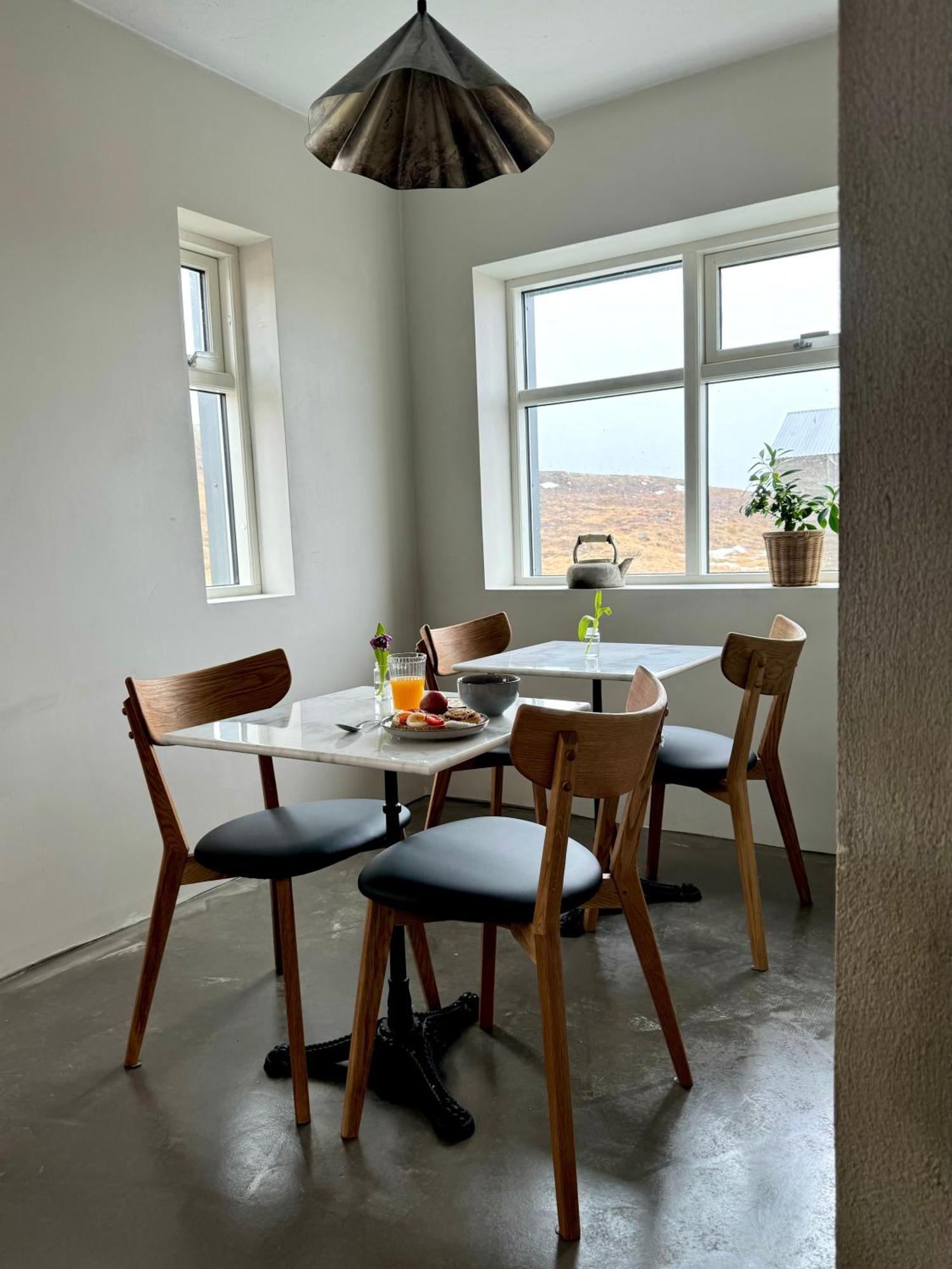 Lindarholl Guesthouse Stori-Bakki Экстерьер фото