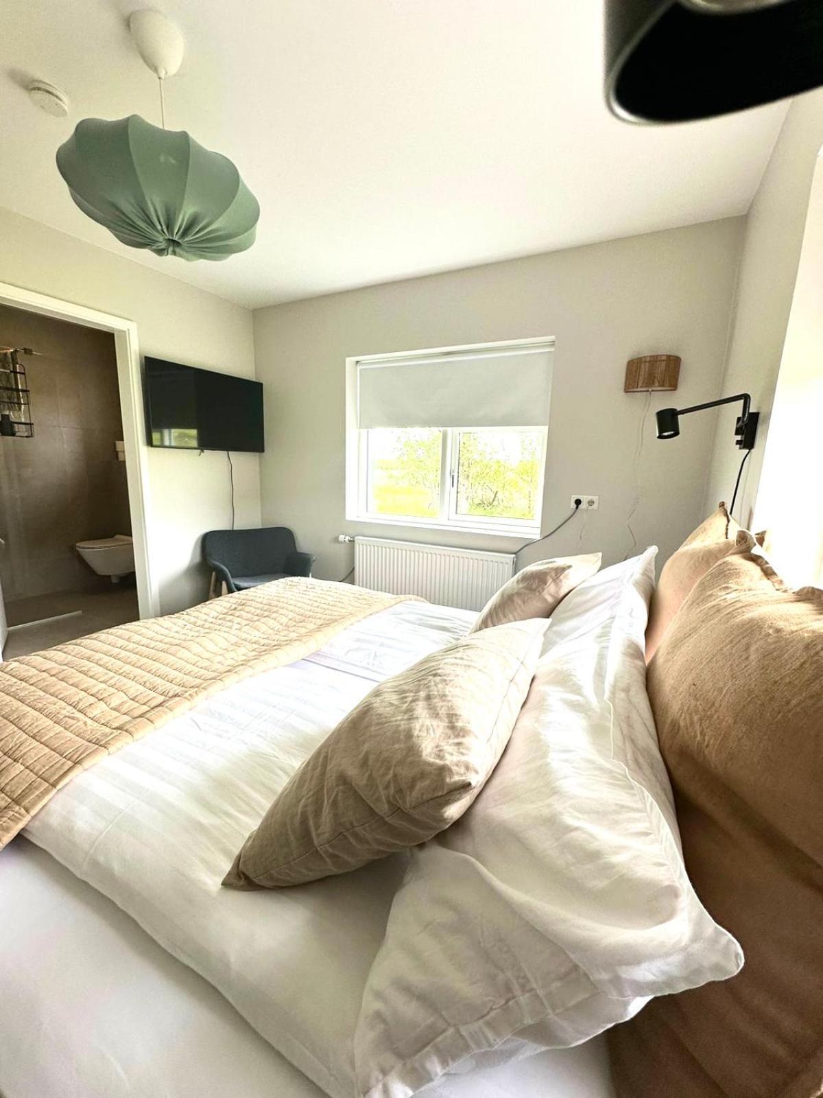 Lindarholl Guesthouse Stori-Bakki Экстерьер фото